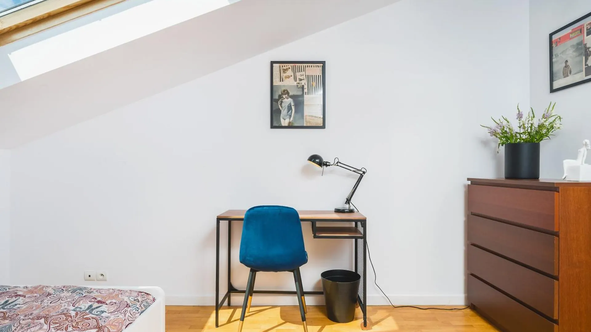 Unique Spacious 3 Bedroom Apartment - Old Town Loft - By Upstairs Krakow Poland