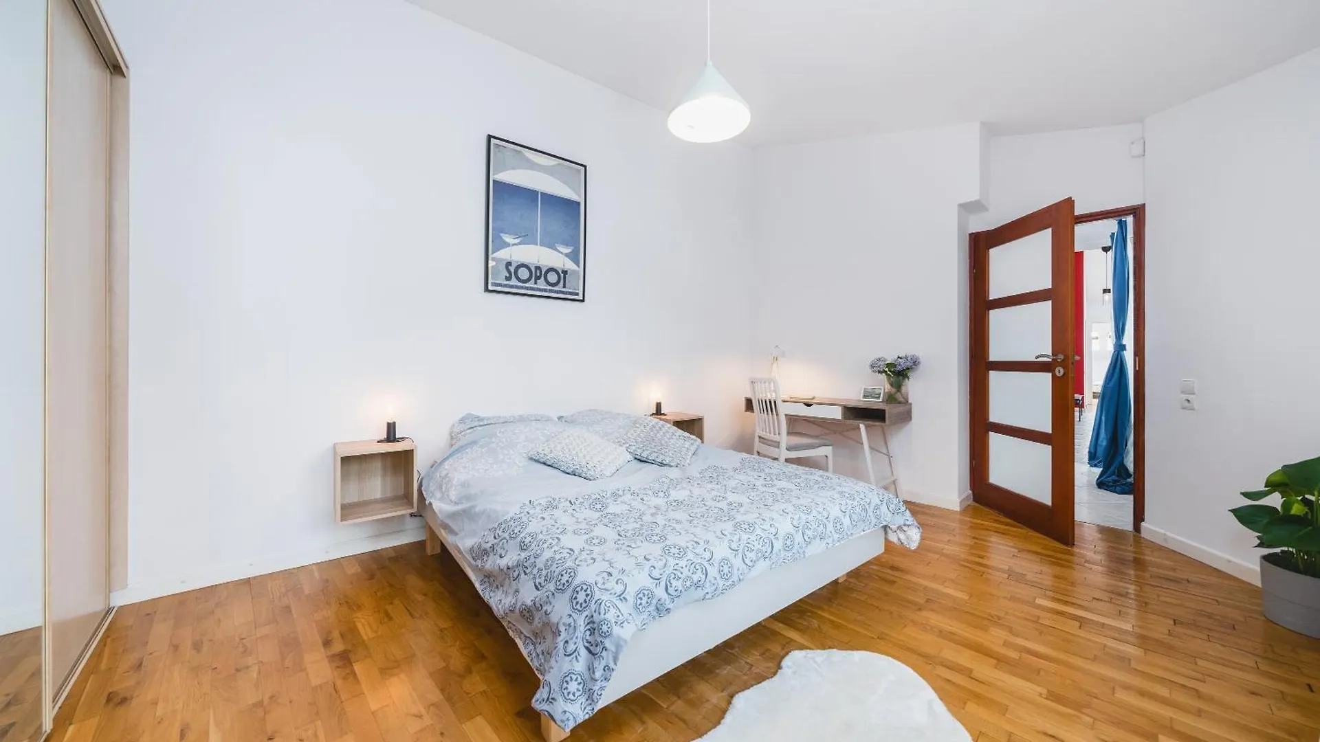 Unique Spacious 3 Bedroom Apartment - Old Town Loft - By Upstairs Krakow Poland