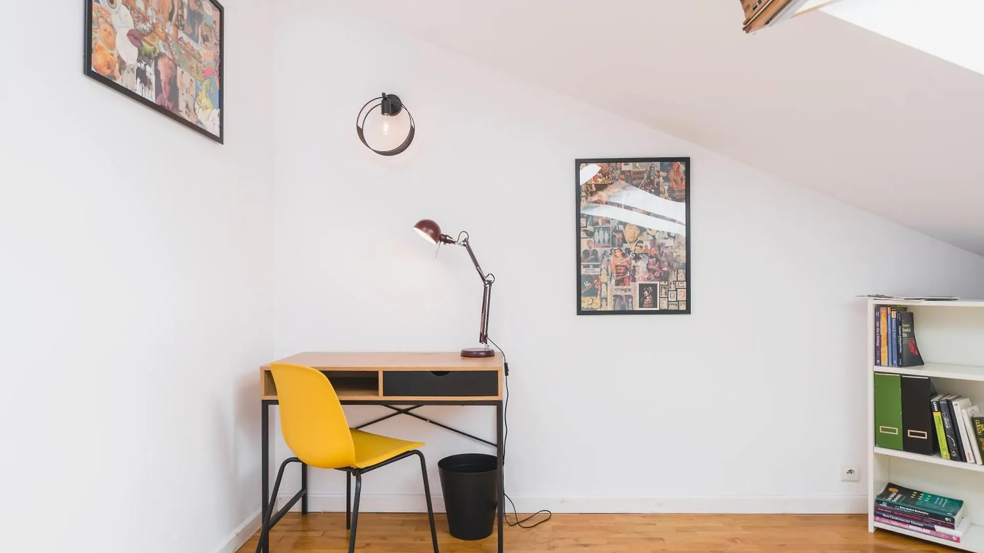 Unique Spacious 3 Bedroom Apartment - Old Town Loft - By Upstairs Krakow