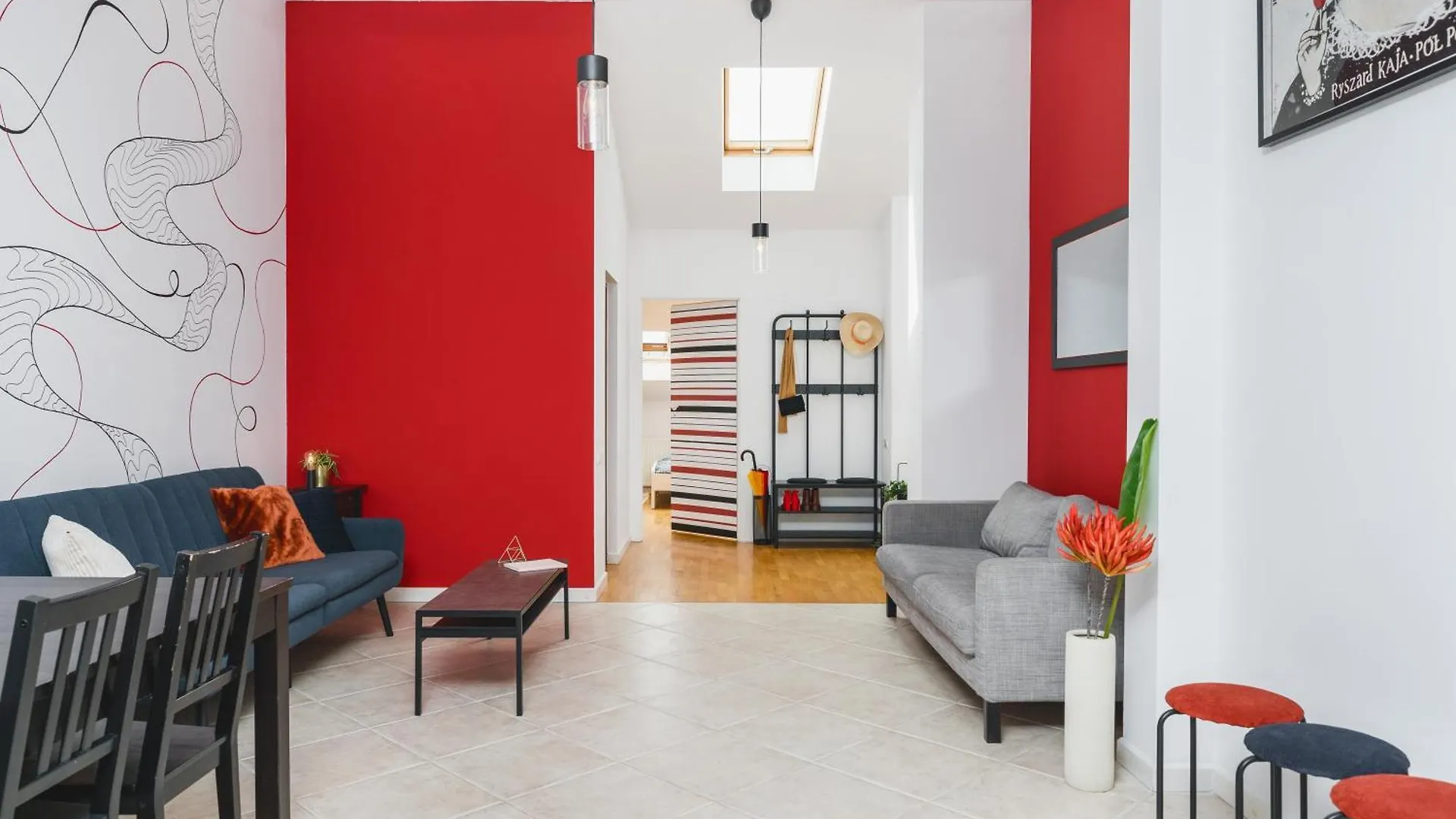 Unique Spacious 3 Bedroom Apartment - Old Town Loft - By Upstairs Krakow