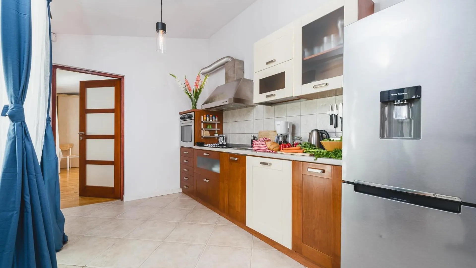 Unique Spacious 3 Bedroom Apartment - Old Town Loft - By Upstairs Krakow